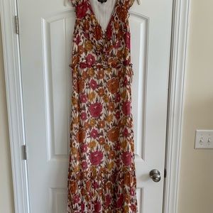 Mossimo Dutti maxi dress. Size 8. Beautiful floral design. Great condition